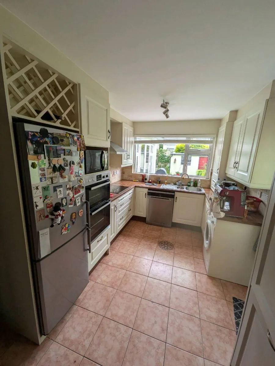 Full kitchen - Image 1