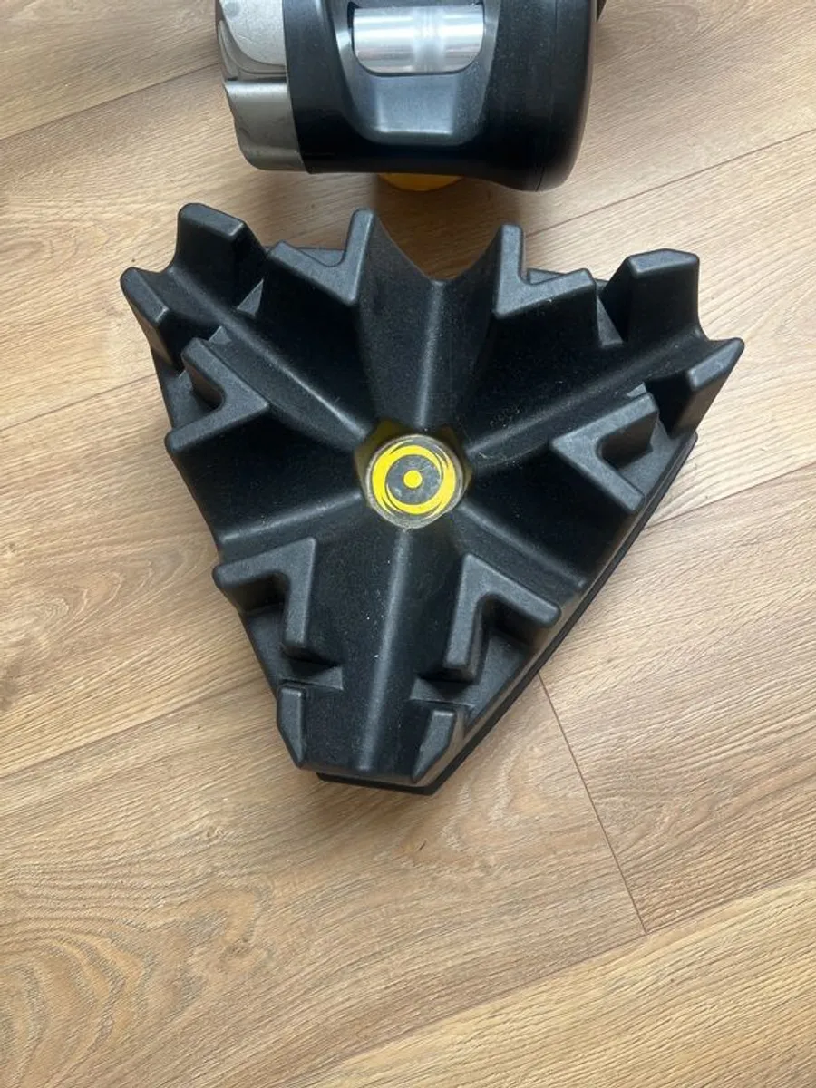 Cycle Ops power (pro series) indoor Turbo Trainer with cyclops riser leveller - Image 2