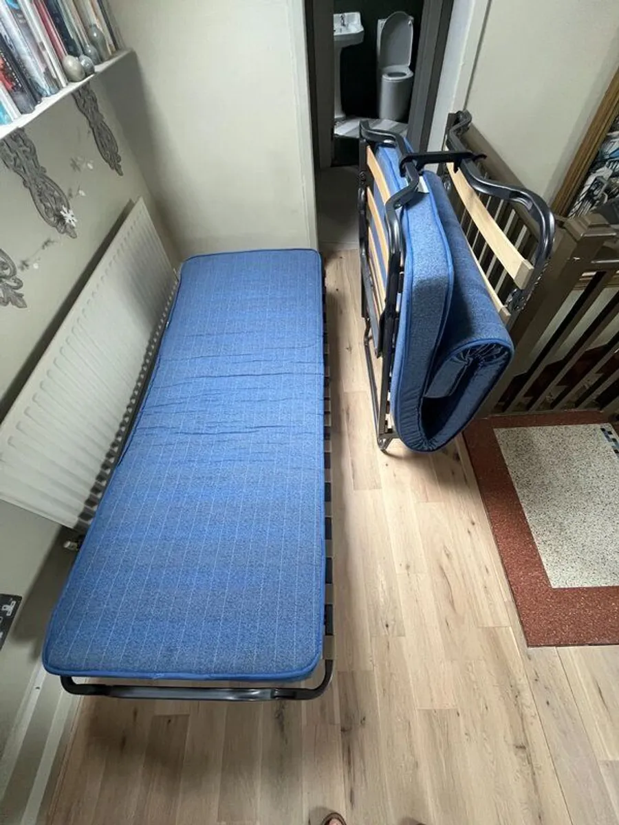 2 x fold-up single beds - Image 3