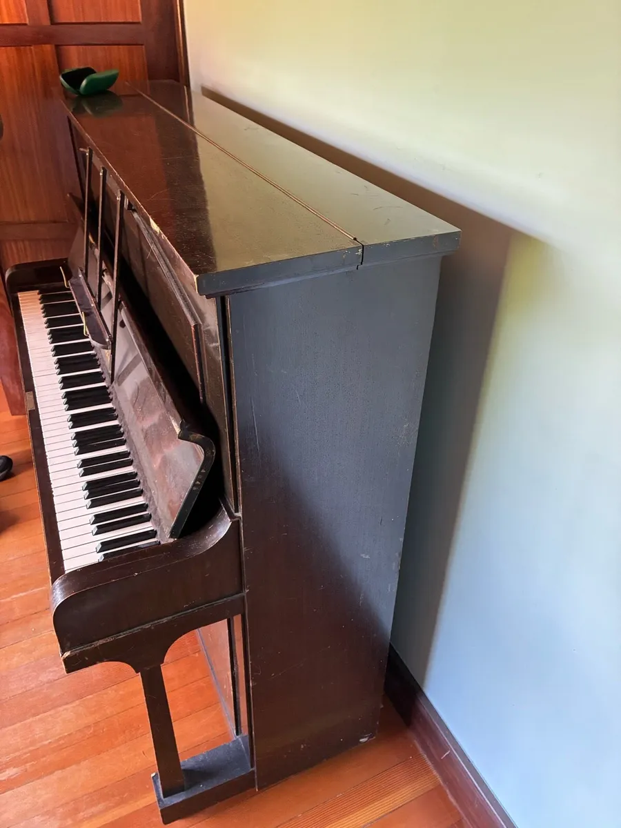 Piano - Image 2