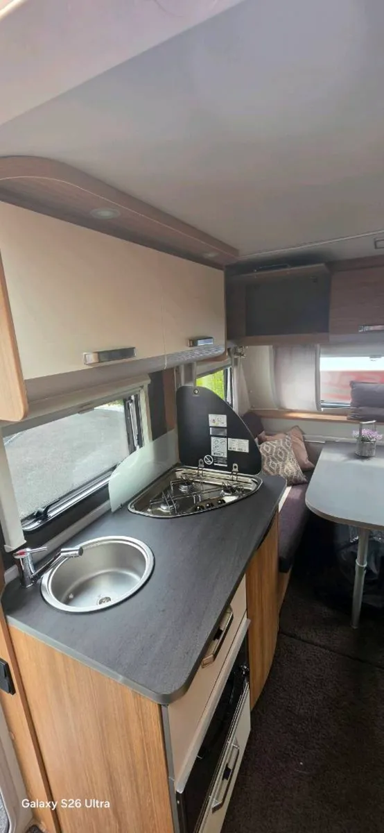 Caravan - Image 3