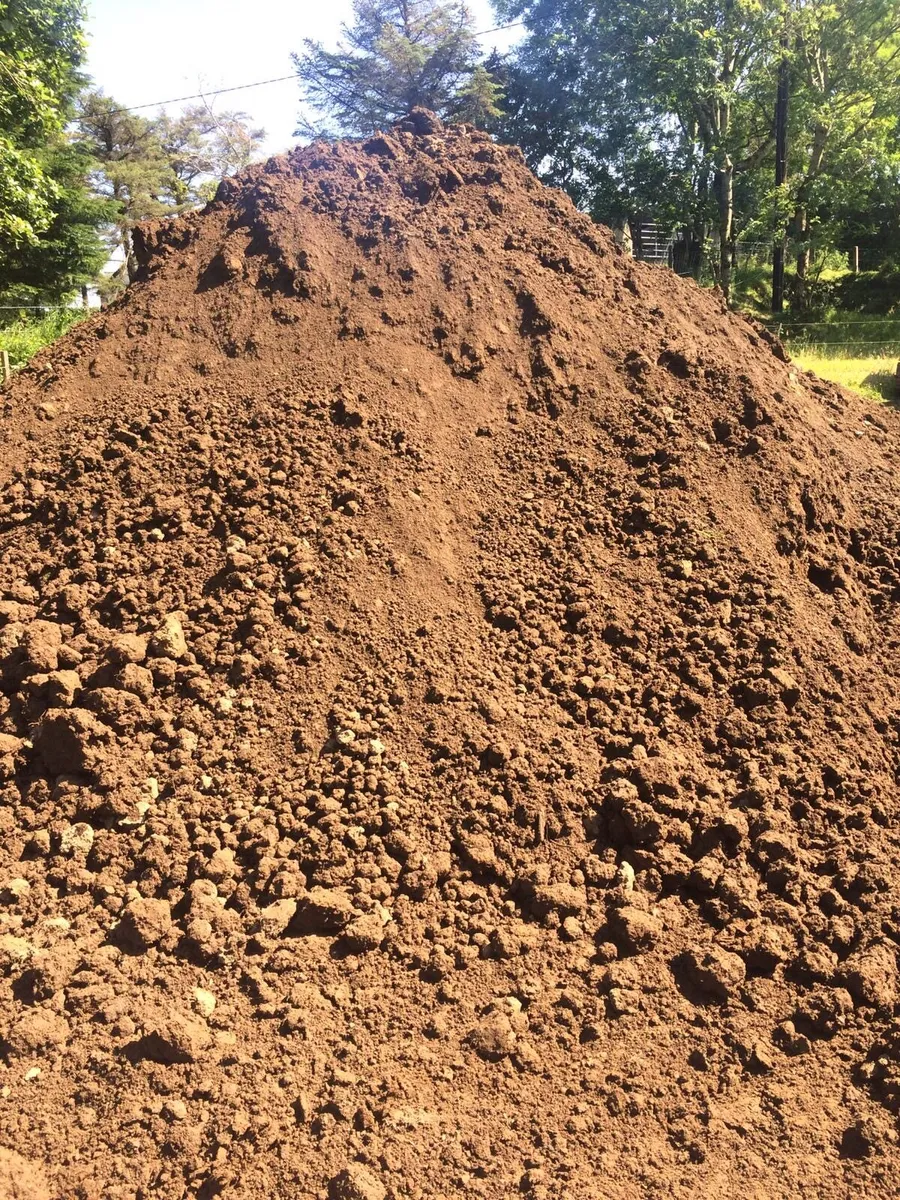 Topsoil For Sale - Image 1