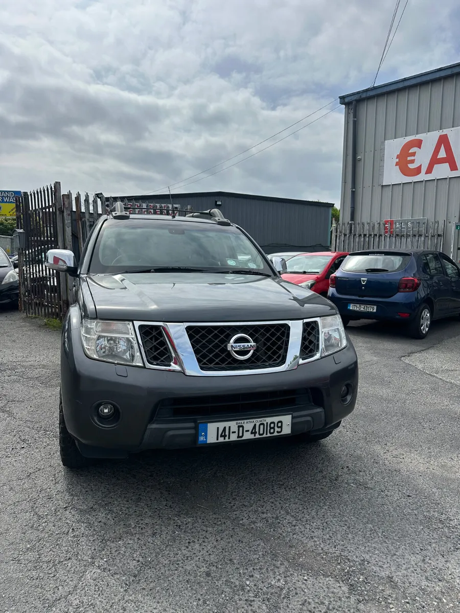 Nissan Navara 2.5 Diesel NEW DOE - Image 3