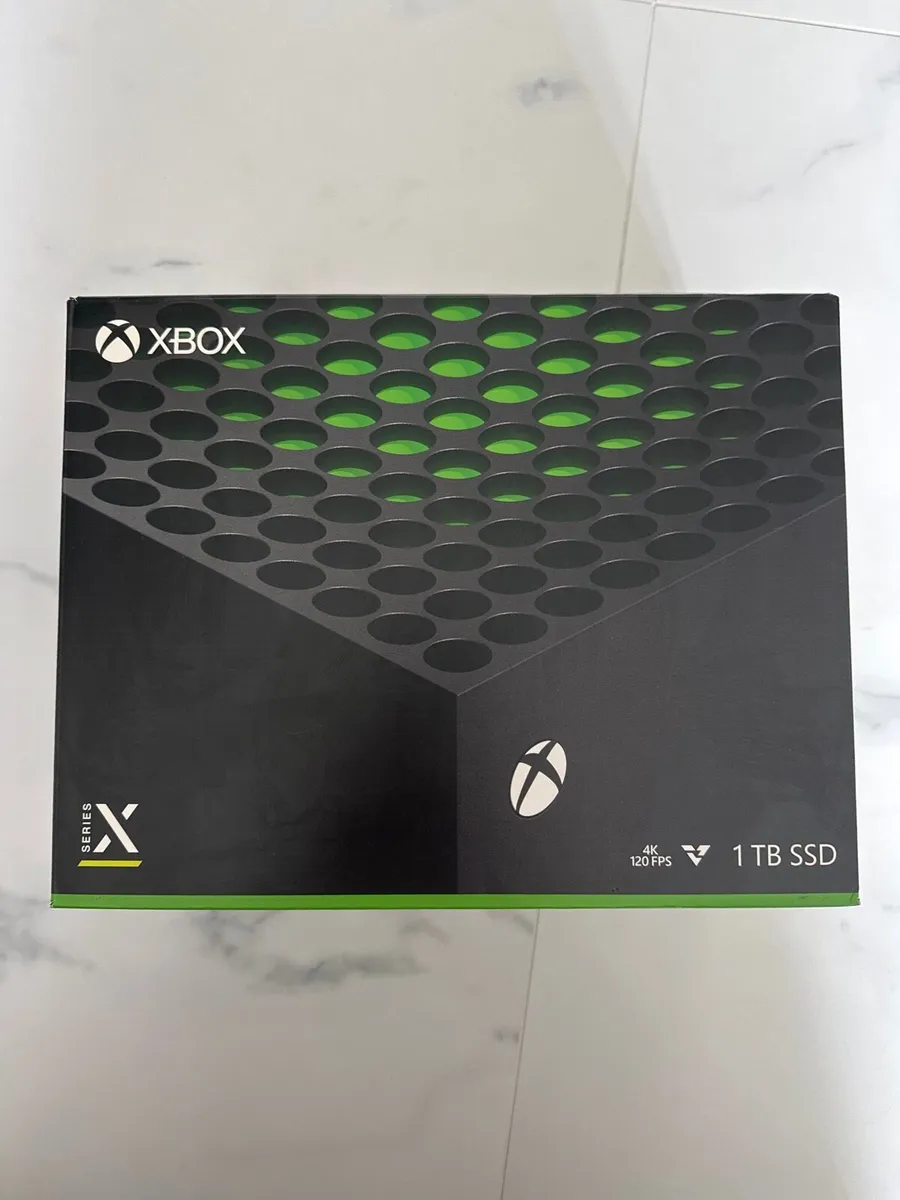 Xbox Series X - Image 1