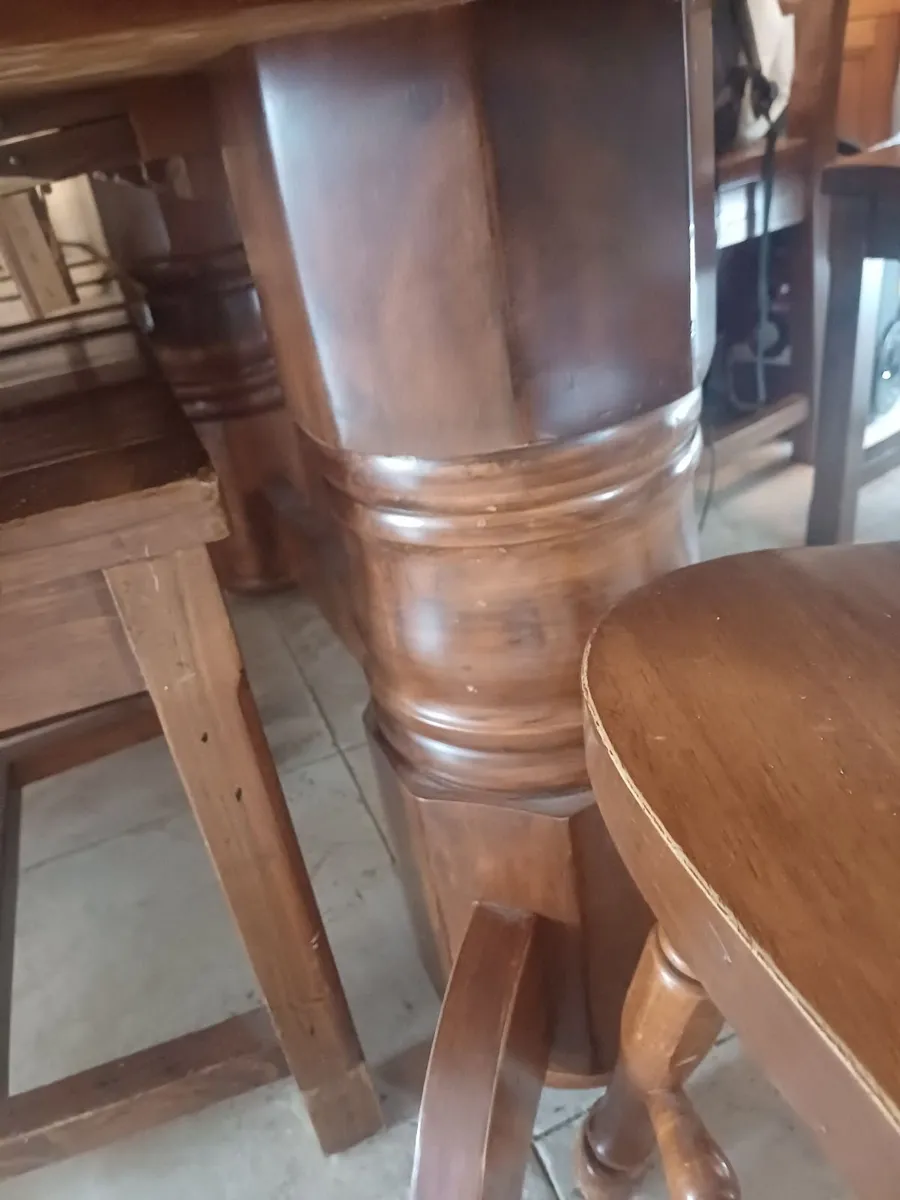 Kitchen table - Image 2