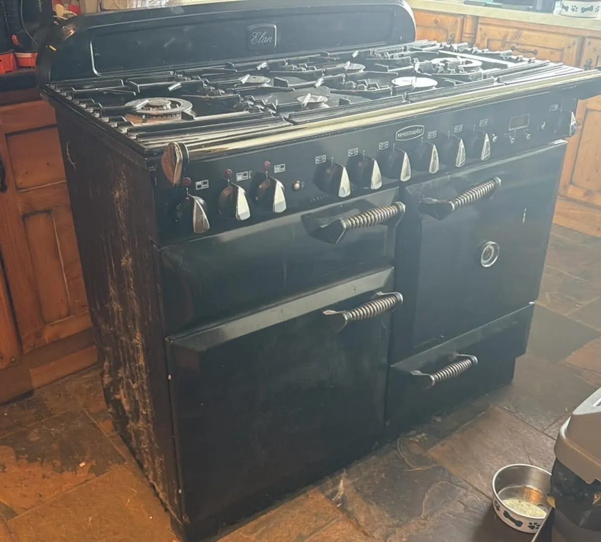 Range and Cooker