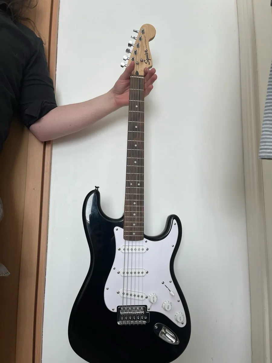 Squier by Fender Stratocaster - Image 1