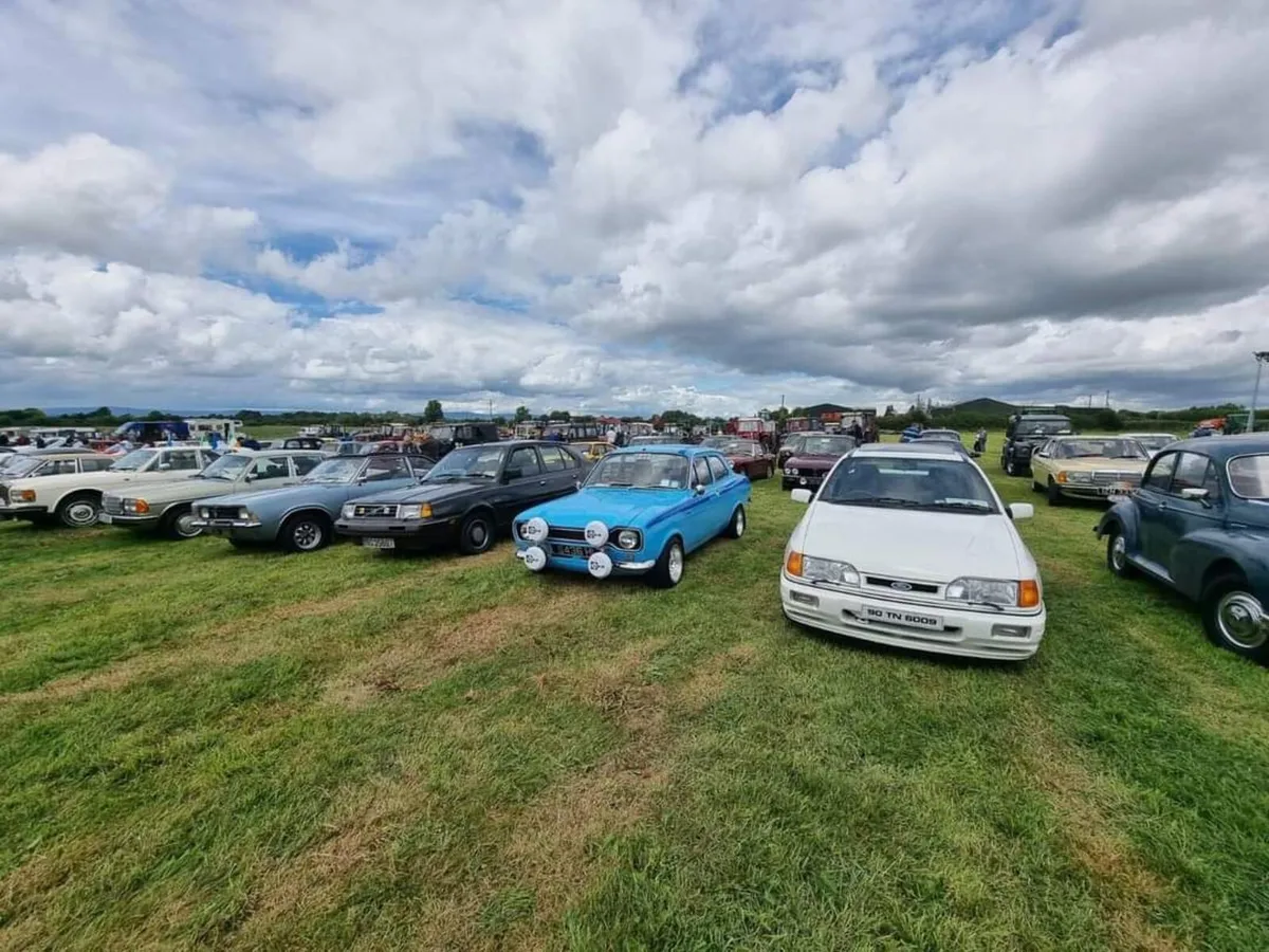 Ford Escort 1988 - Image 2