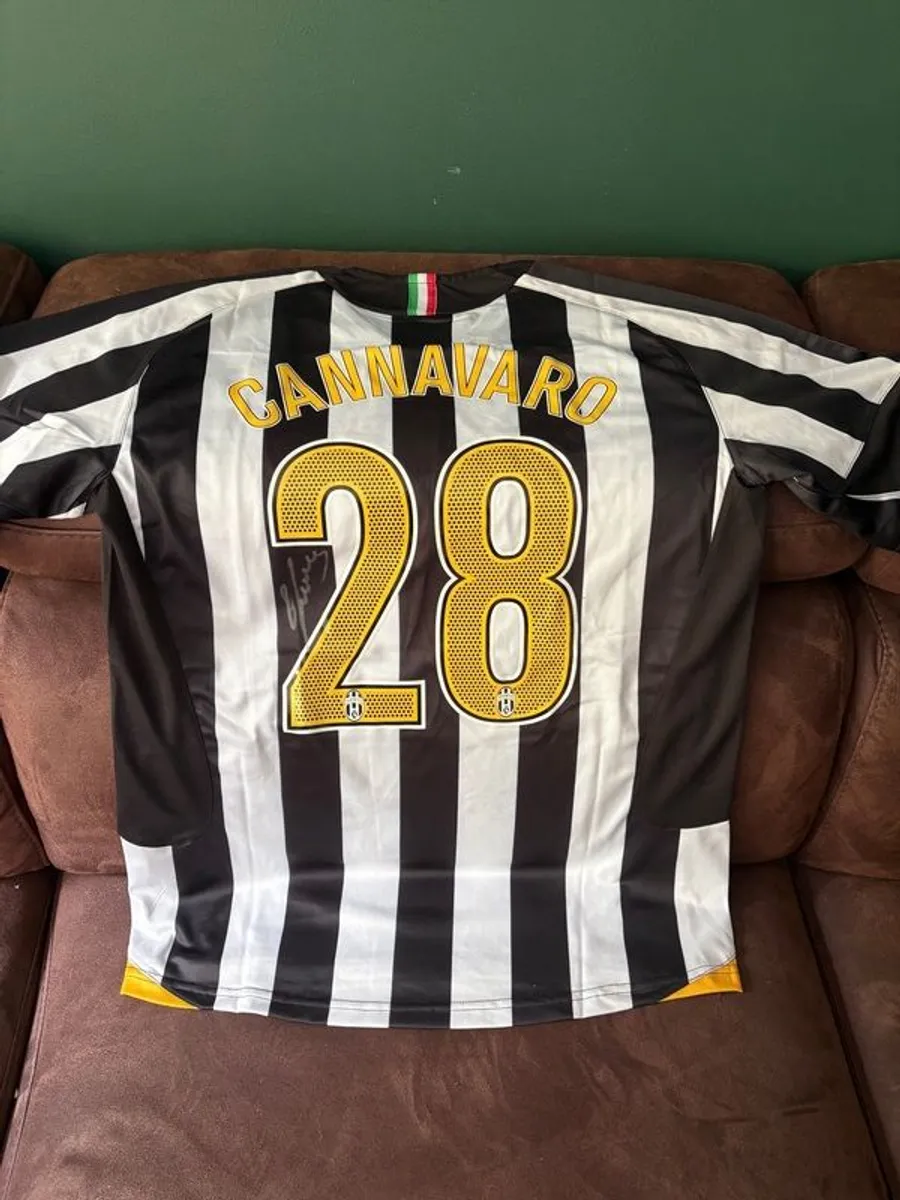 Cannavaro signed Juventus jersey - Image 1