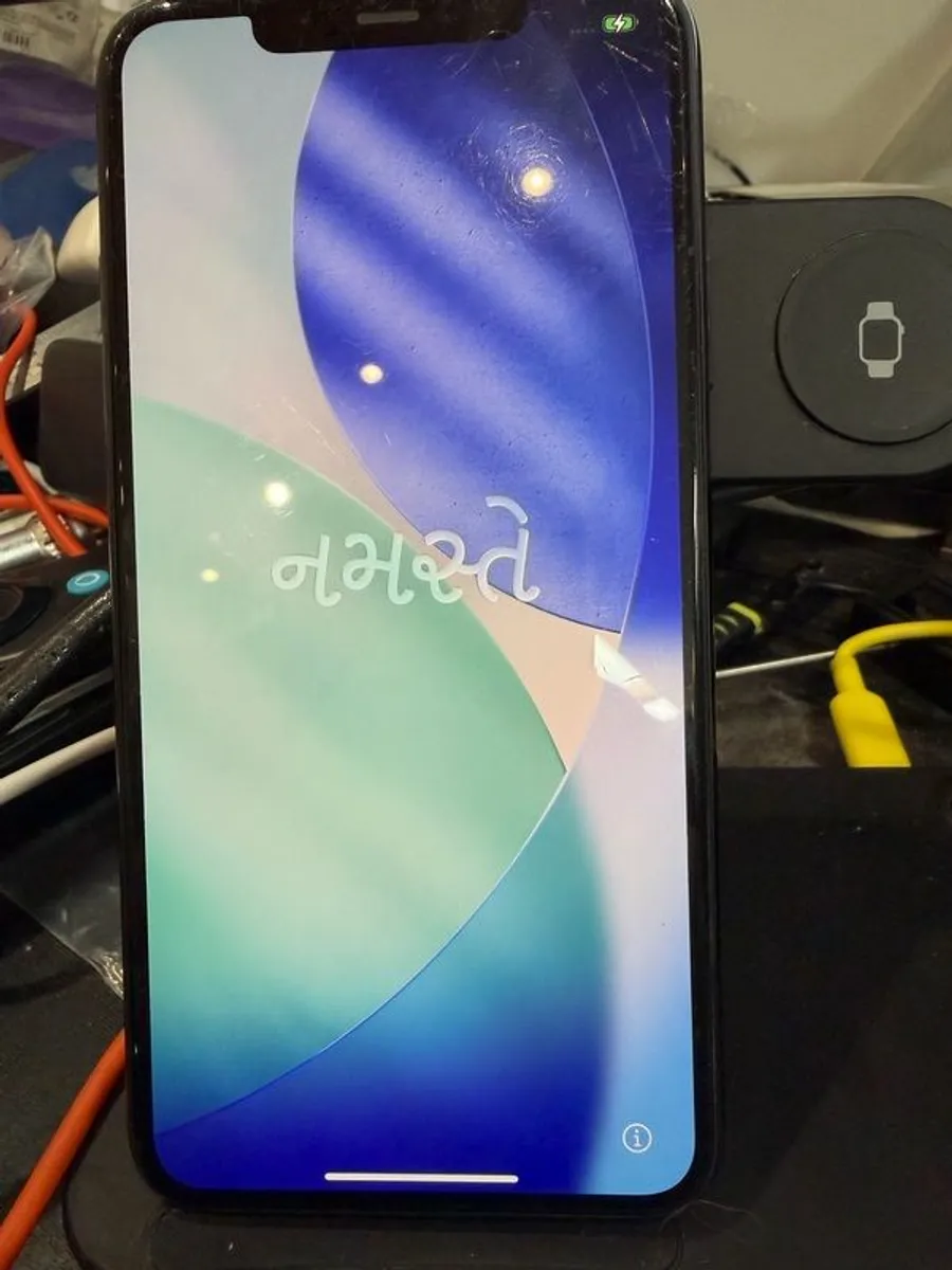 iPhone 11 Pro Max - Image 2