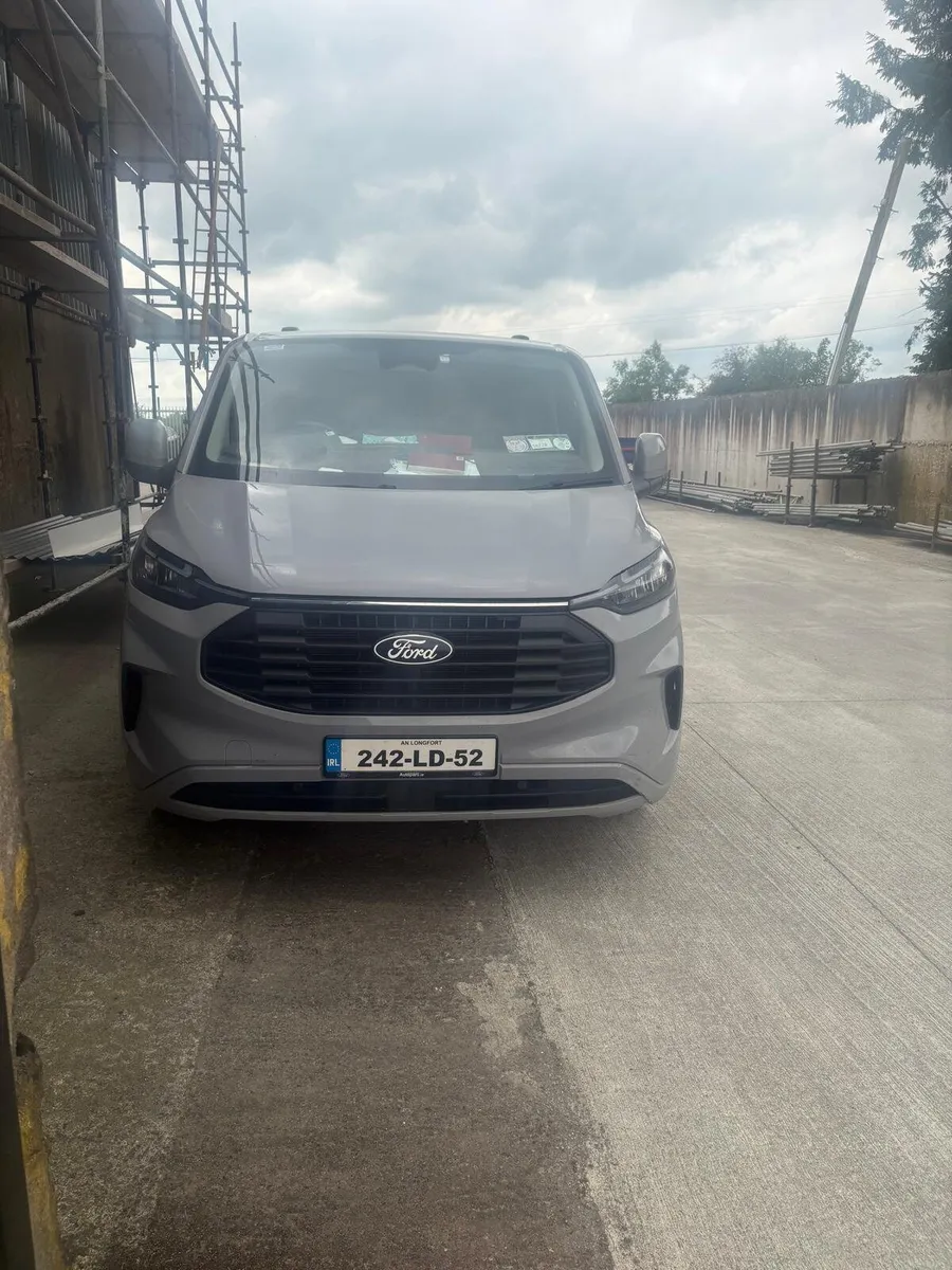 Ford Transit Custom - Image 2
