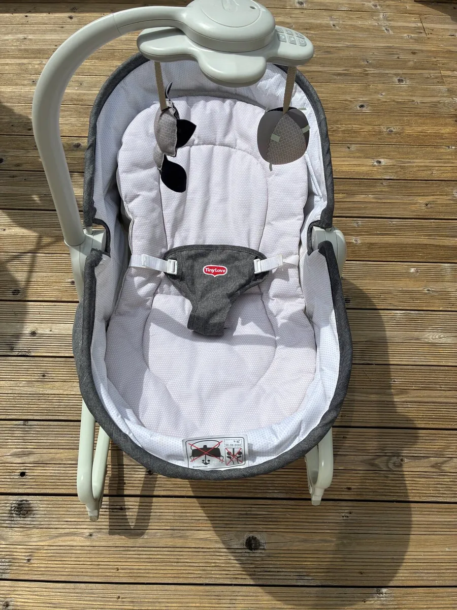 Tiny Love Baby Rocker - Image 1