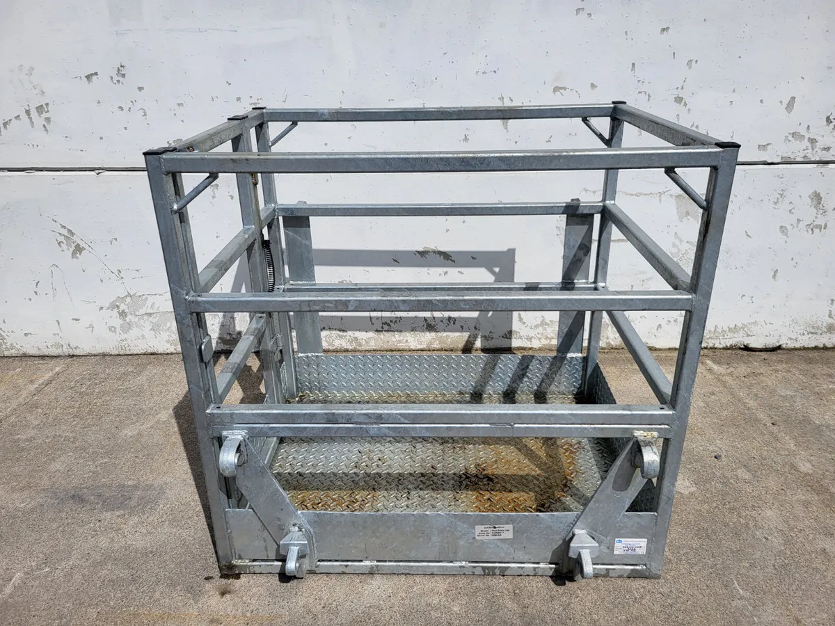 Safety Cage - Image 1
