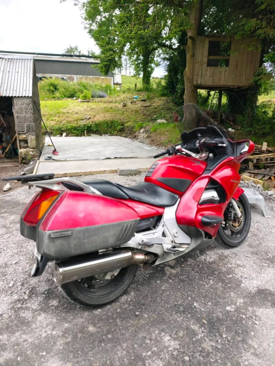 Pan European st1300 - Image 1
