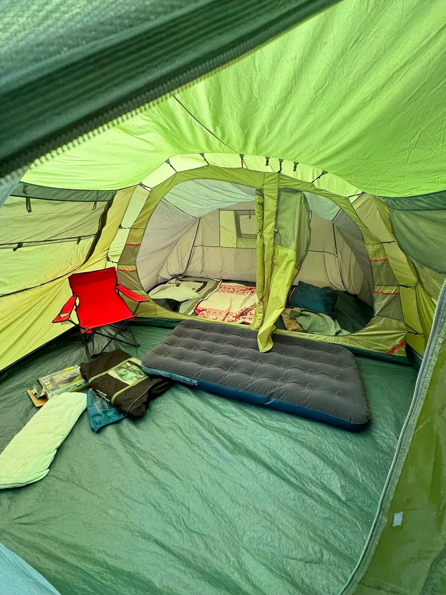 The Urban Escape Atago 5 Person Tent - Image 4