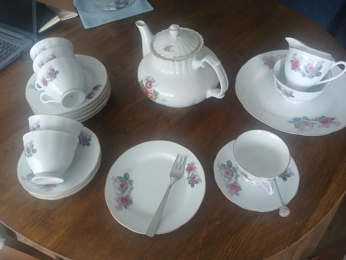 Vintage China Tea Set - Image 4