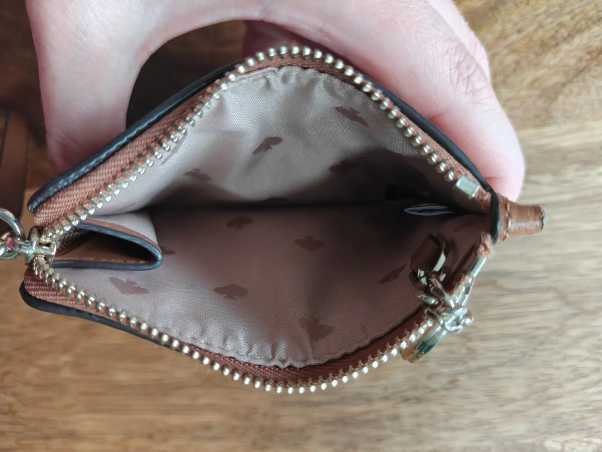 Kate Spade wristlet wallet - Image 3