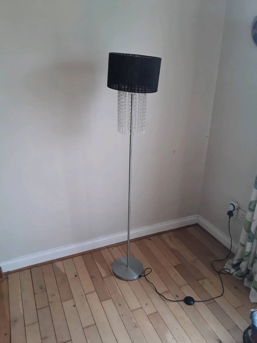 Lamp  30 euro   7 smaller ones  5 euro each - Image 1