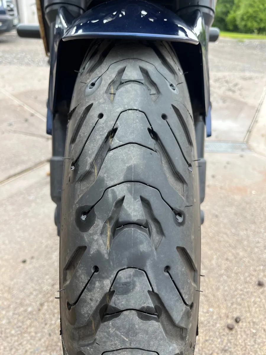 Motorcycle - Image 4
