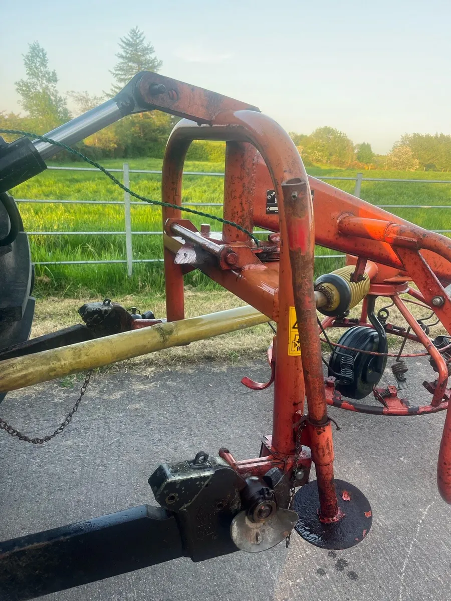 Kverneland/vicon 300 Haybob - Image 3