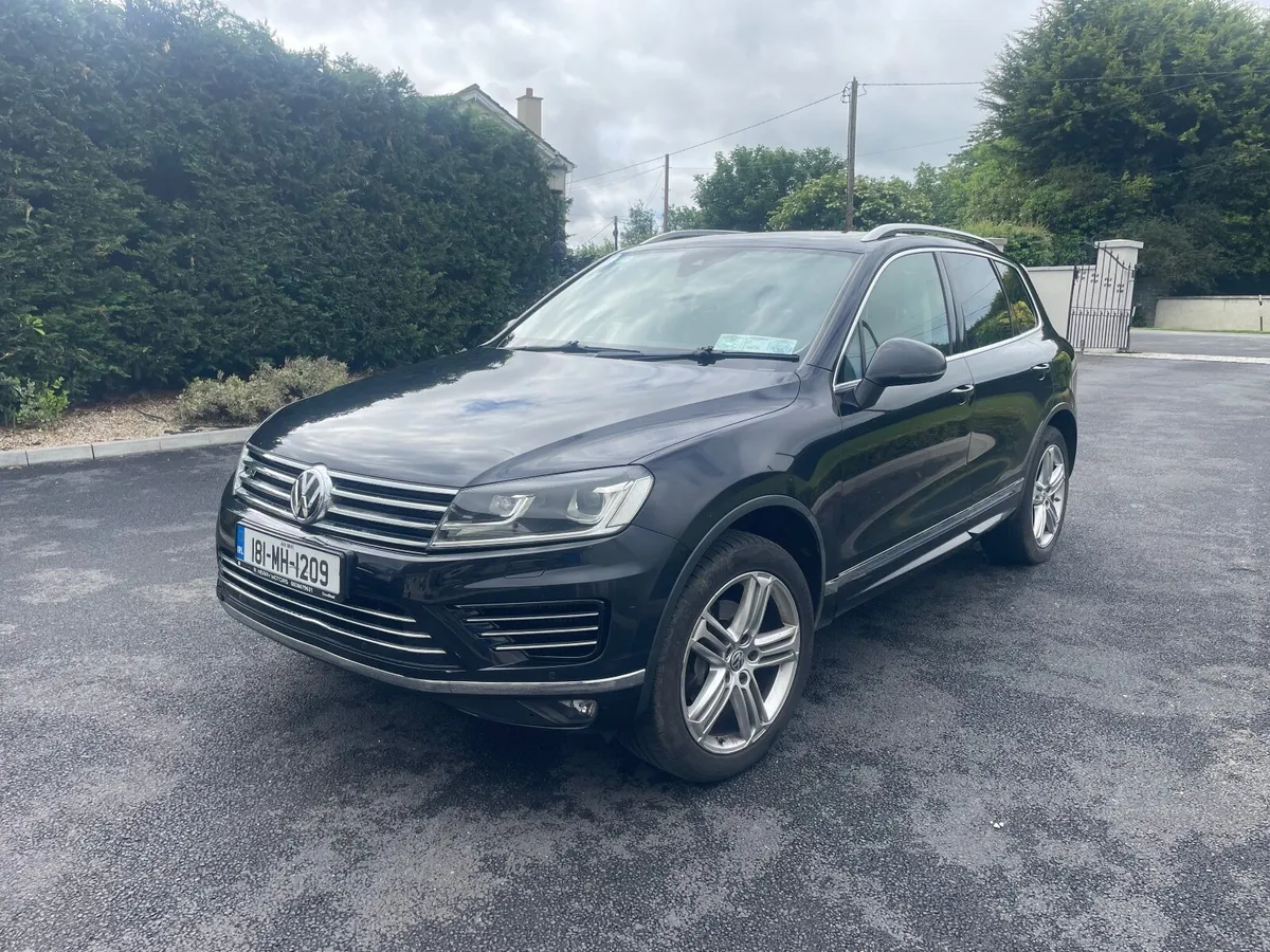 Volkswagen Touareg 2018 - Image 2
