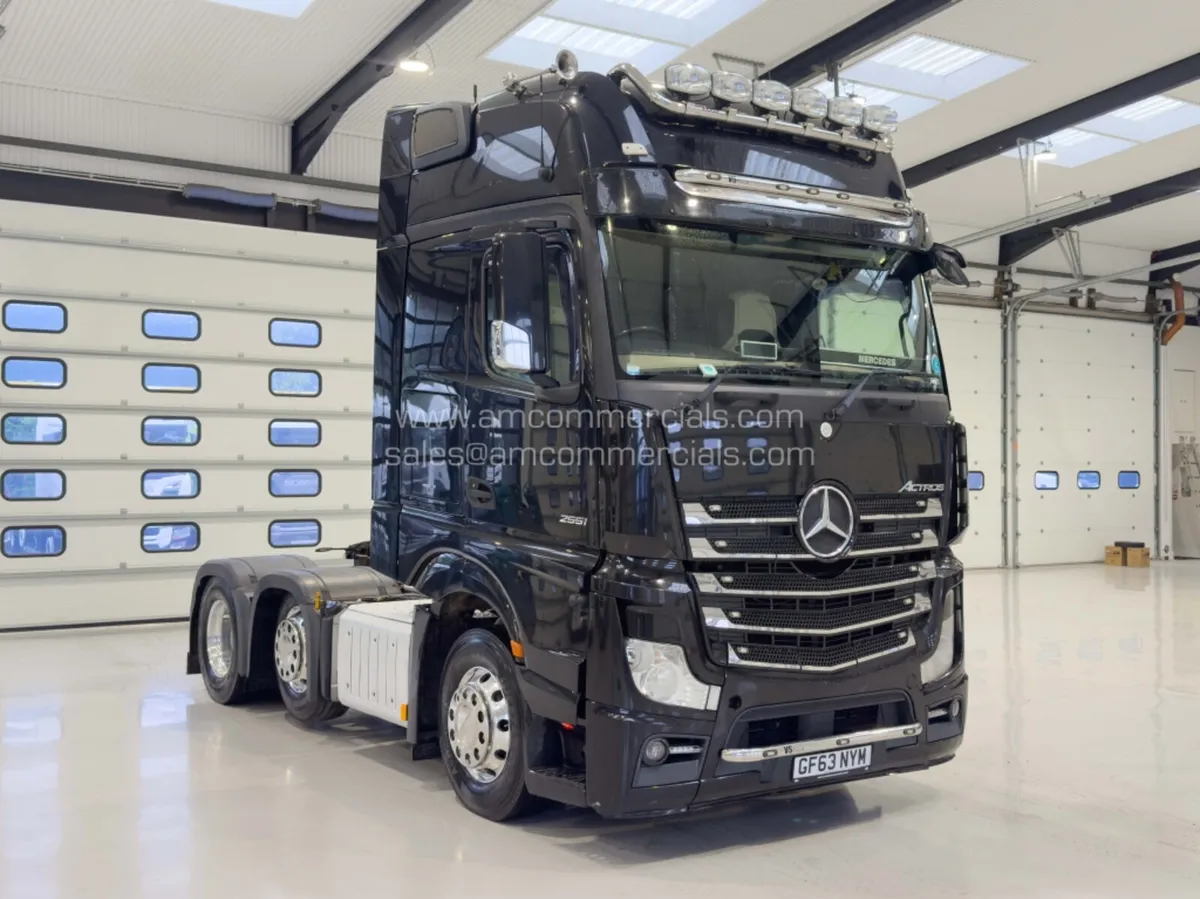 2013 MERCEDES BENZ ACTROS 2551 - Image 1