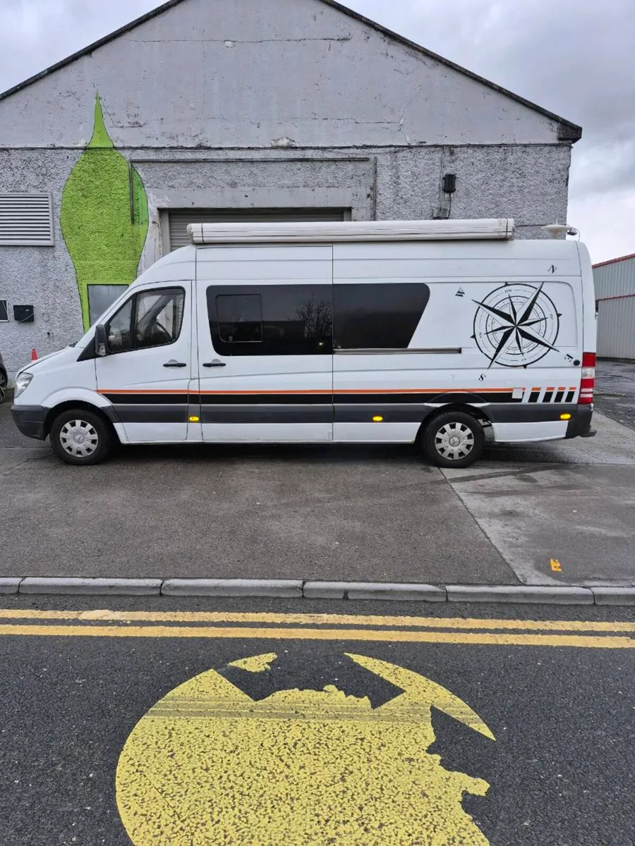 Mercedes sprinter. - Image 1