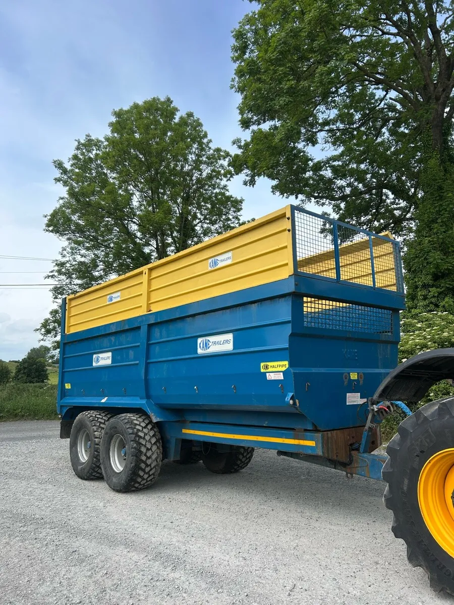 Kane 18T silage trailer - Image 1