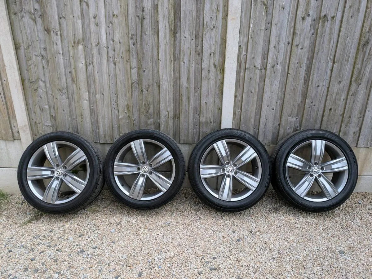 Volkswagen Tiguan / Skoda Kodiaq Genuine 19” Alloy - Image 1