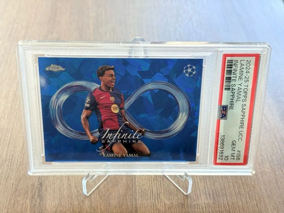 2024 Topps Chrome Sapphire UCC Infinite CASE HIT Lamine Yamal IS-6 PSA 10 Barcalona - Image 2