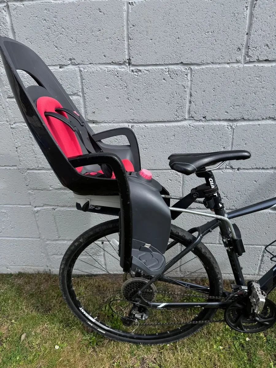 Hamax Caress Child Bike Seat – Frame Mounted - Image 1