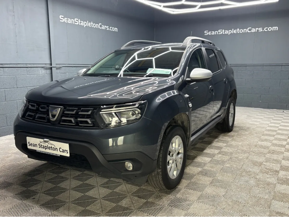 Dacia Duster COMFORT SMALL SERIES 5DR - Image 1
