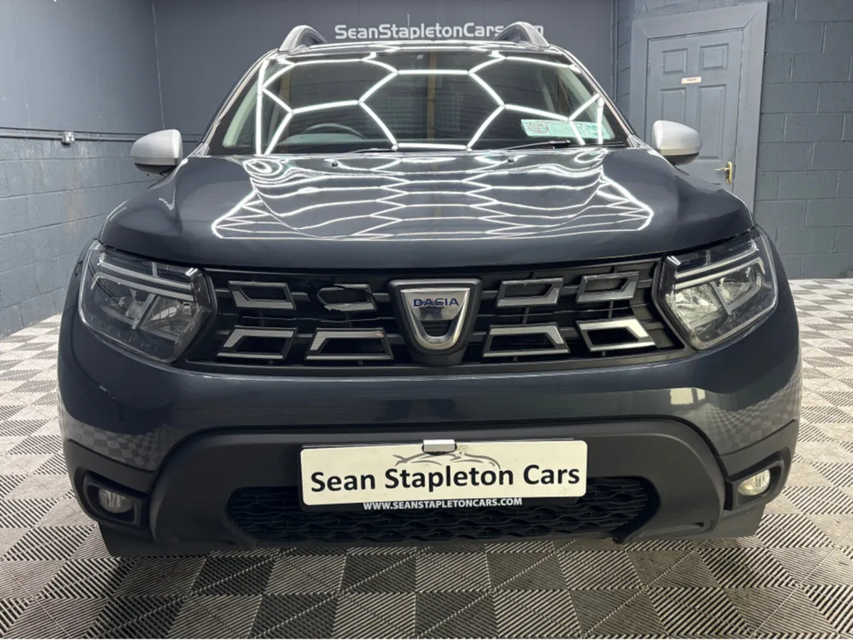 Dacia Duster COMFORT SMALL SERIES 5DR - Image 2