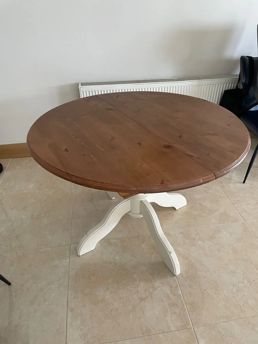 Kitchen oak round  table - Image 4