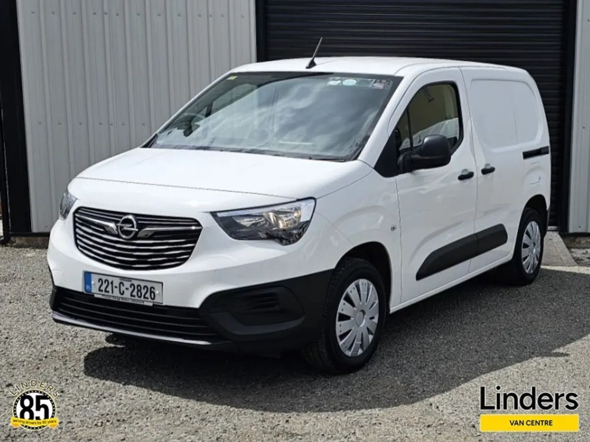 Opel Combo VERY CLEAN - FULLY SERVICED - Image 2
