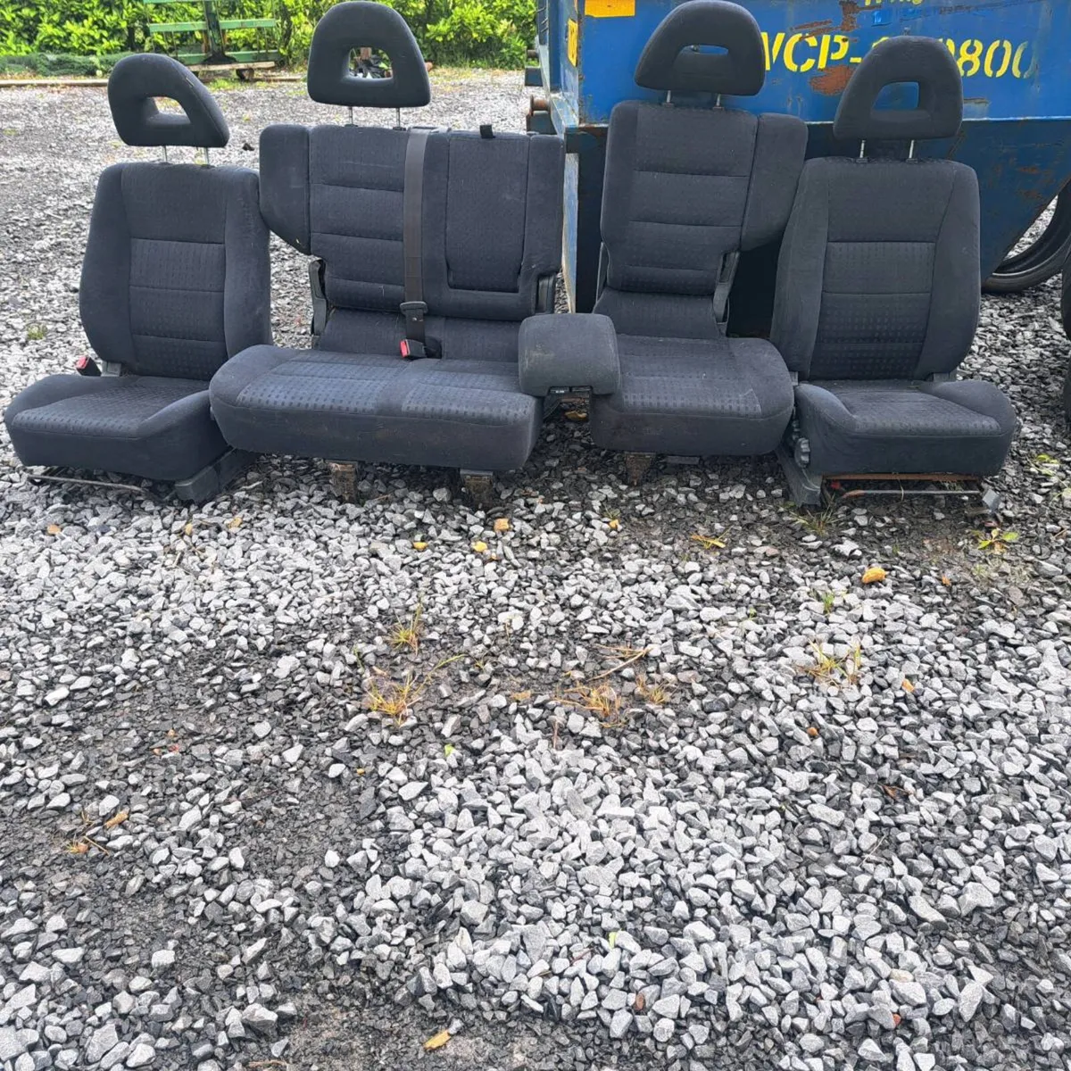 Mitisubishi pajero seats - Image 1