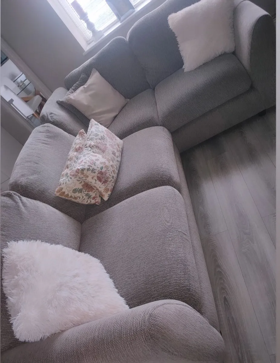 Sofa - Image 2