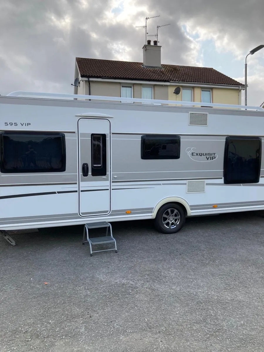 2017 LMC exquisite vip caravan - Image 1