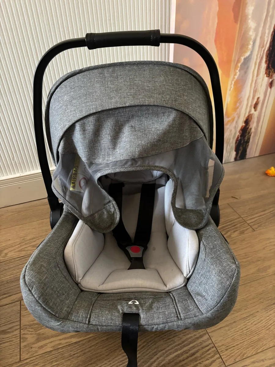 Bugaboo Turtle Air Baby Car Seat - Image 4