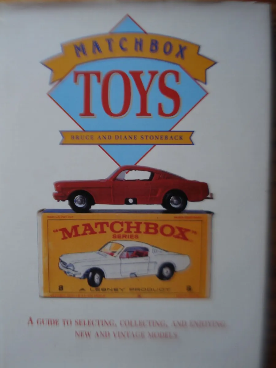 MATCHBOX TOYS A COLLECTORS GUIDE HARDCOVER BOOK. - Image 2