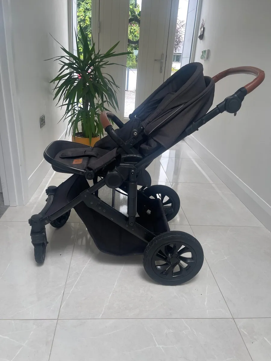 Buggy - Image 1