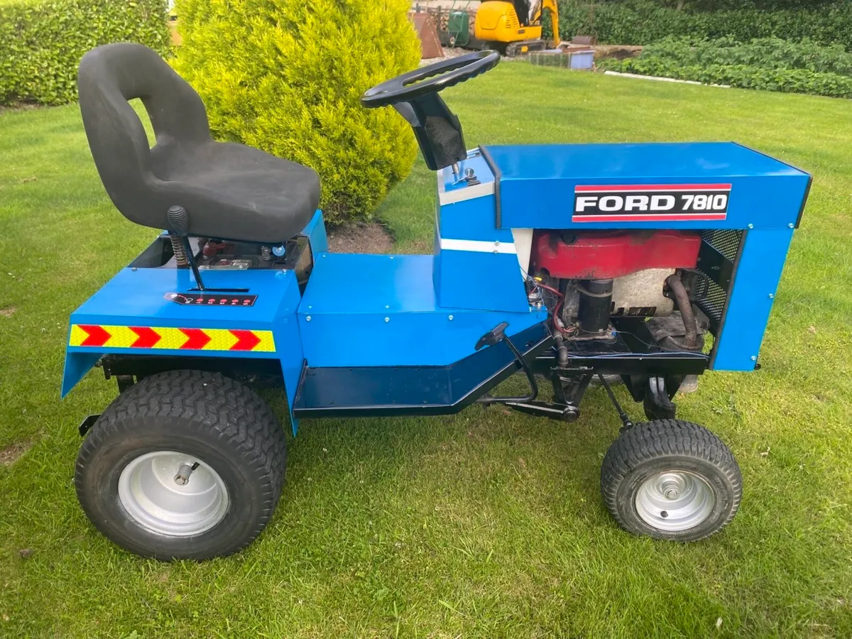 Ford Garden Tractor - Image 2