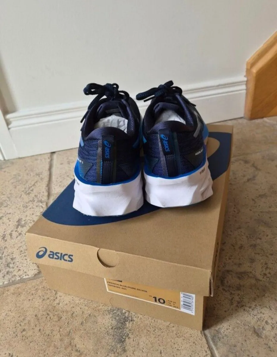 Mens novablast 2 asics runners (euro 44) - Image 4