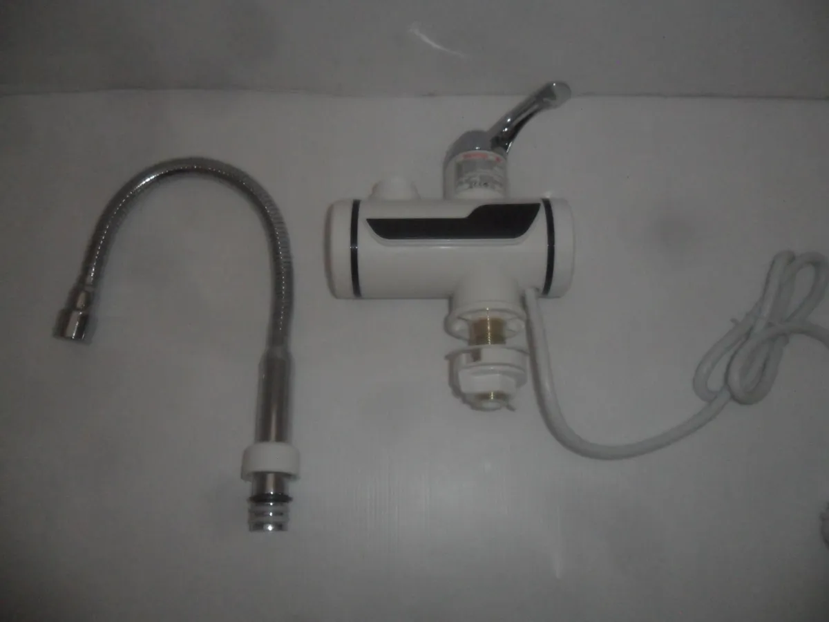 instant water heater - Image 1