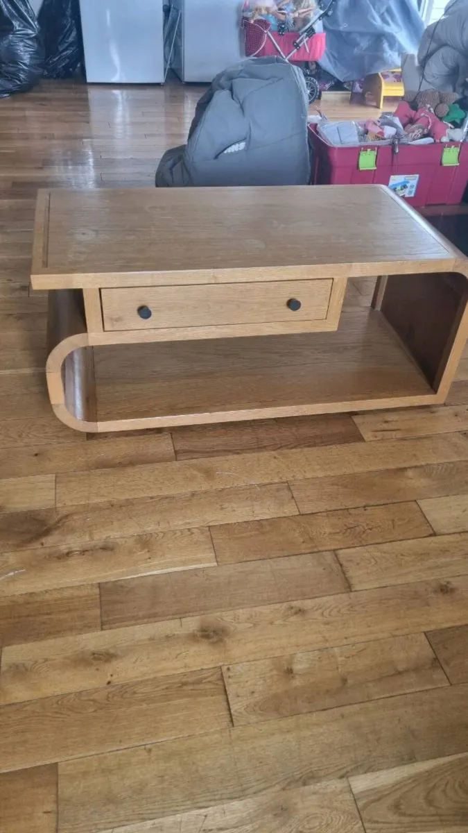 Coffee table - Image 1