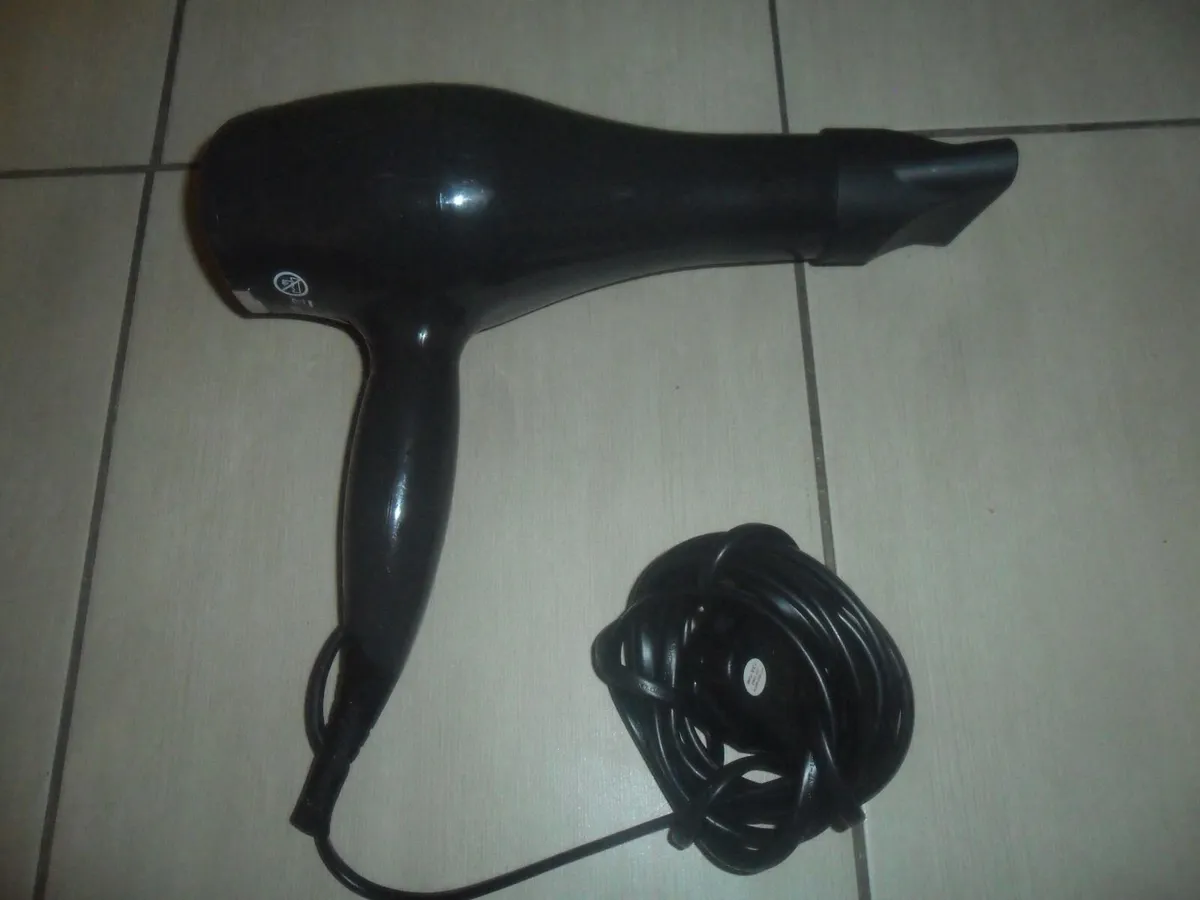 Toni & Guy hair dryer, - Image 2