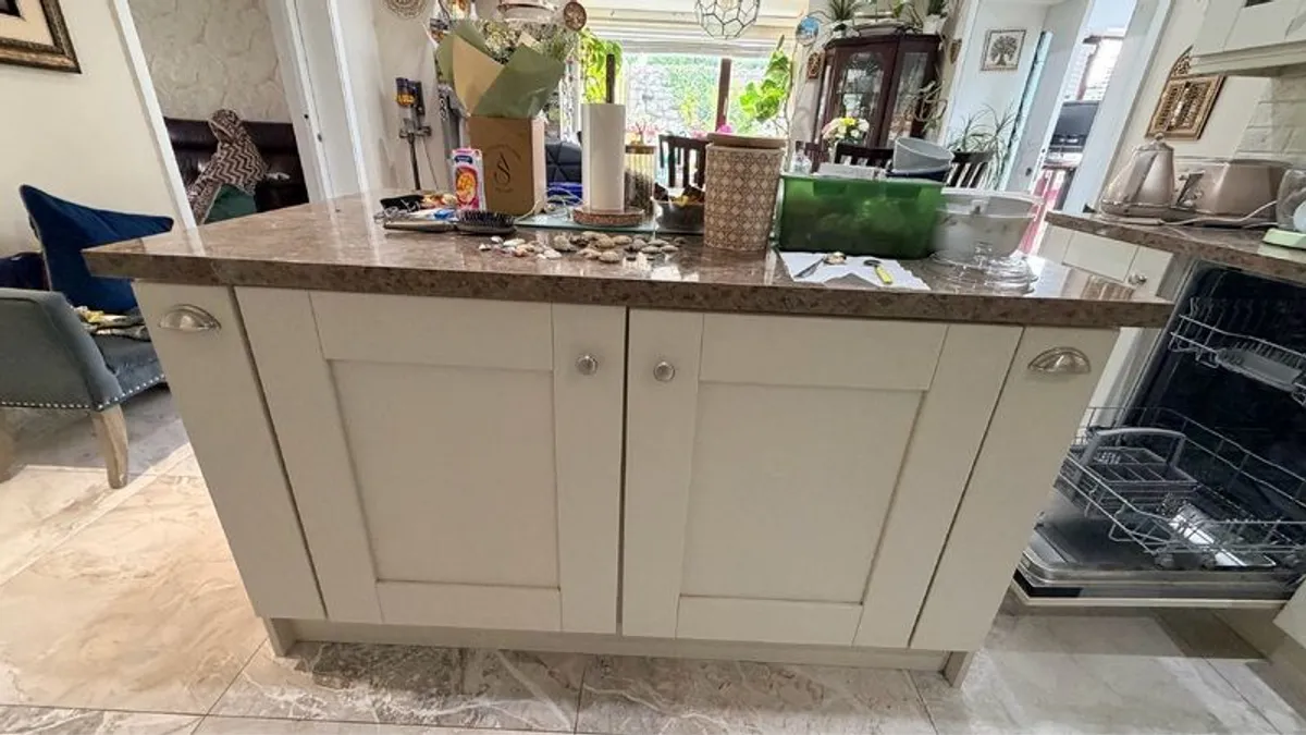 Kitchen cabinets - Image 3