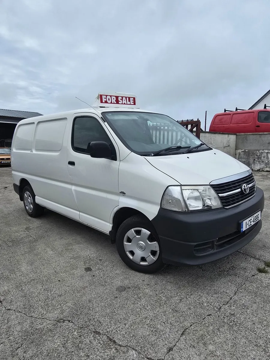 Toyota Hiace - Image 4