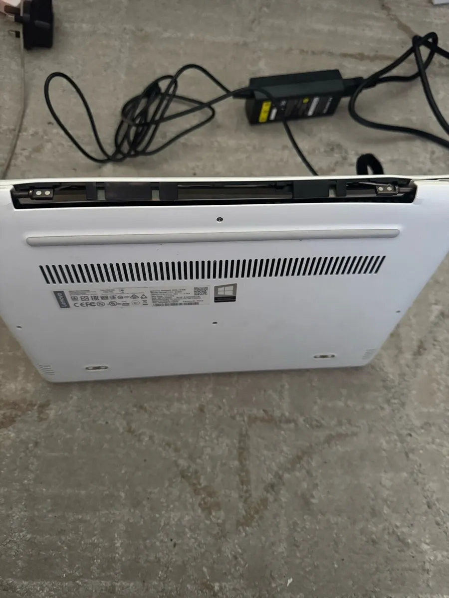 Lenovo i5 8gen laptop - Image 3