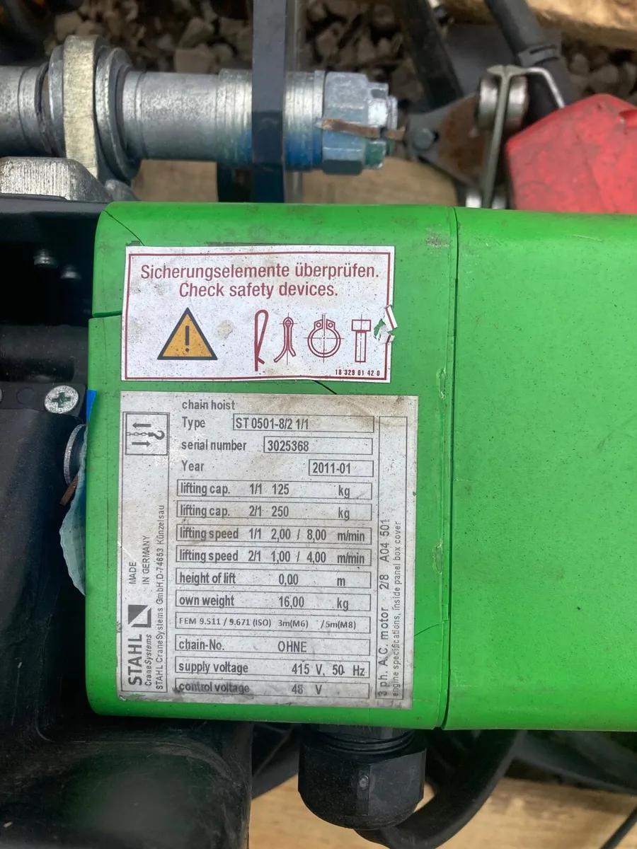 Electric hoist crane - Image 2